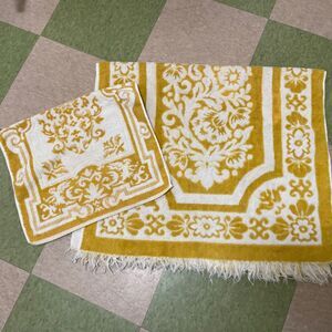 Vintage Bath Hand Towel Set Harvest Gold Sears Drylon USA Sculpted Mid Century